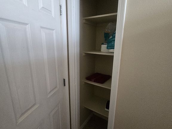 5th image of 425 N 12 E