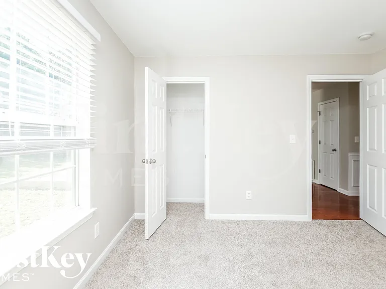 483 Baywood Way — Photo 10