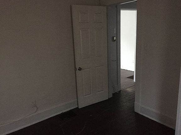 5th image of 6715 Van Kirk Ave