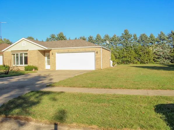 1635 Almond St SW, Demotte, IN 46310