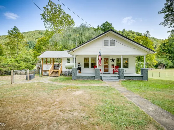 1265 Rittertown Rd, Hampton, TN 37658