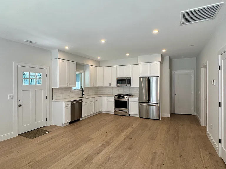651 Granite Rd #1 — Photo 10