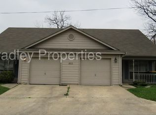 1017 S 37th St, Temple, TX 76504