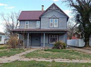 808 State St, Larned, KS 67550