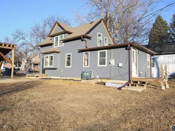 1914 S Duluth Ave, Sioux Falls, SD 57105