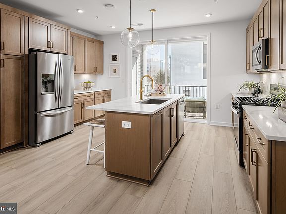 2nd image of 4751 Sully Point Ln