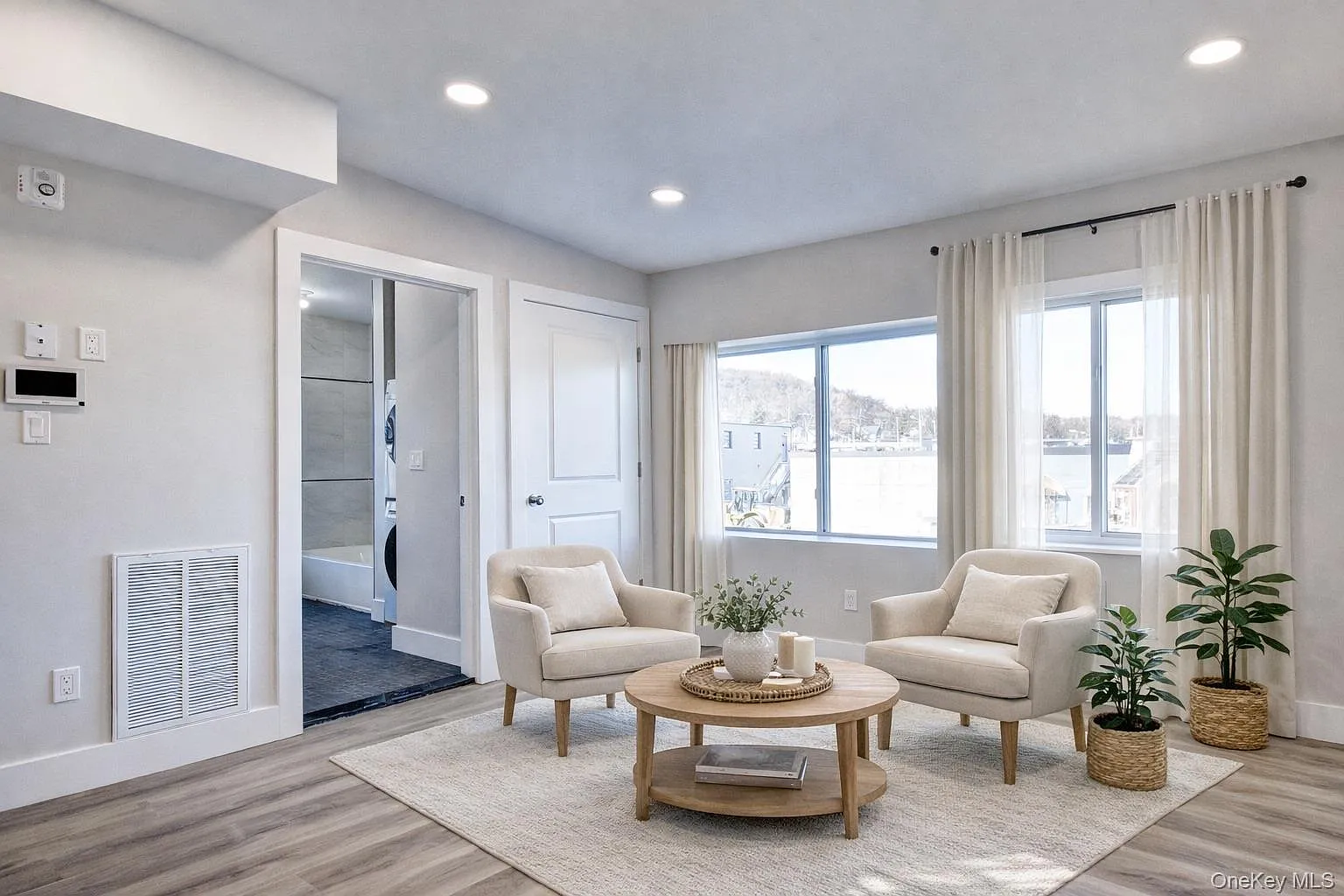 1 bed, 1.0 bath, 555 sqft, $2,250 — Photo 1
