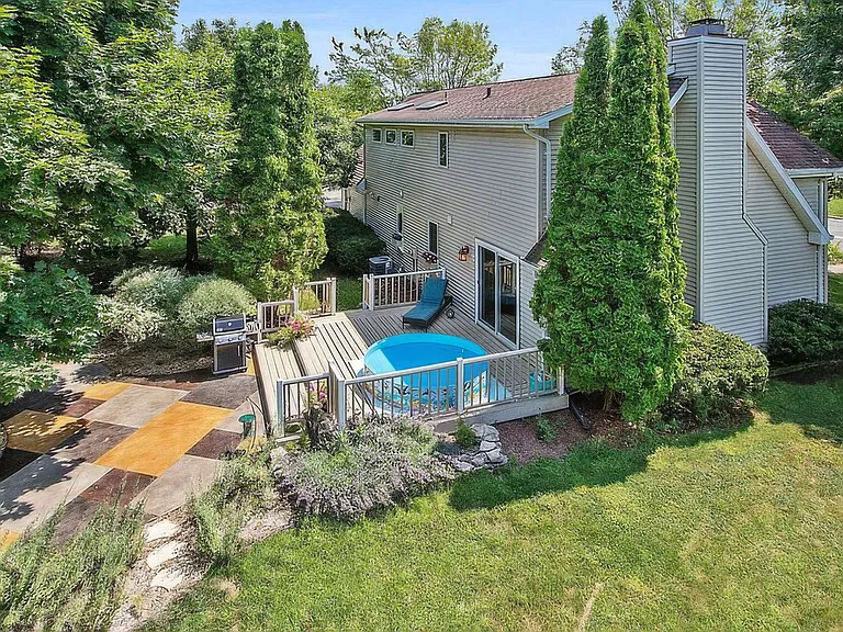 1236 Bluebird St — Photo 12