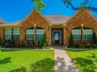 17515 Heartwind Ct, Houston, TX 77095