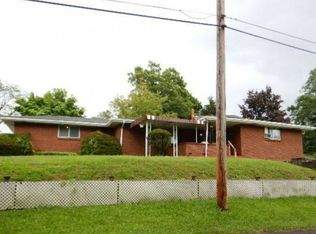 209 Homestead Ave, West Mifflin, PA 15122