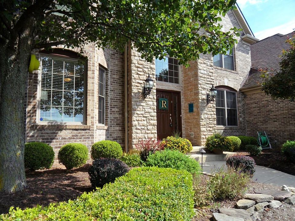 1st image of 20219 E Donegal Ln