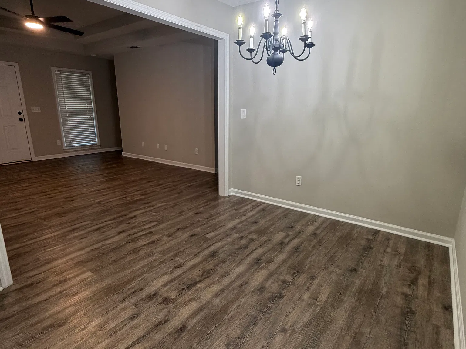 3 bed, 1144 sqft, $1,950 — Photo 4