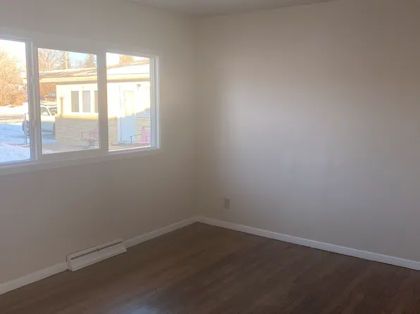 323 E Jackson St APT 4, Rapid City, SD 57701