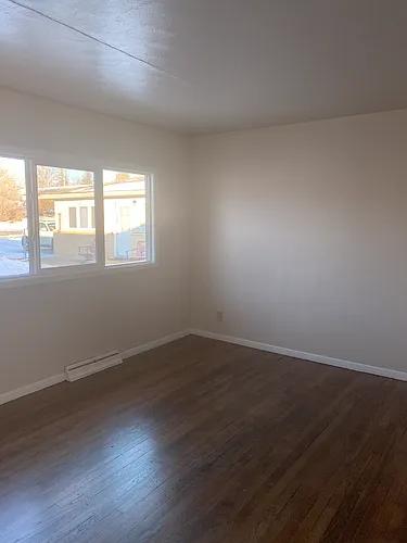 323 E Jackson St #4 Photo 1