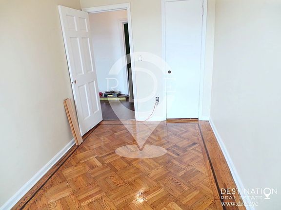 4th image of 816 44th St #B