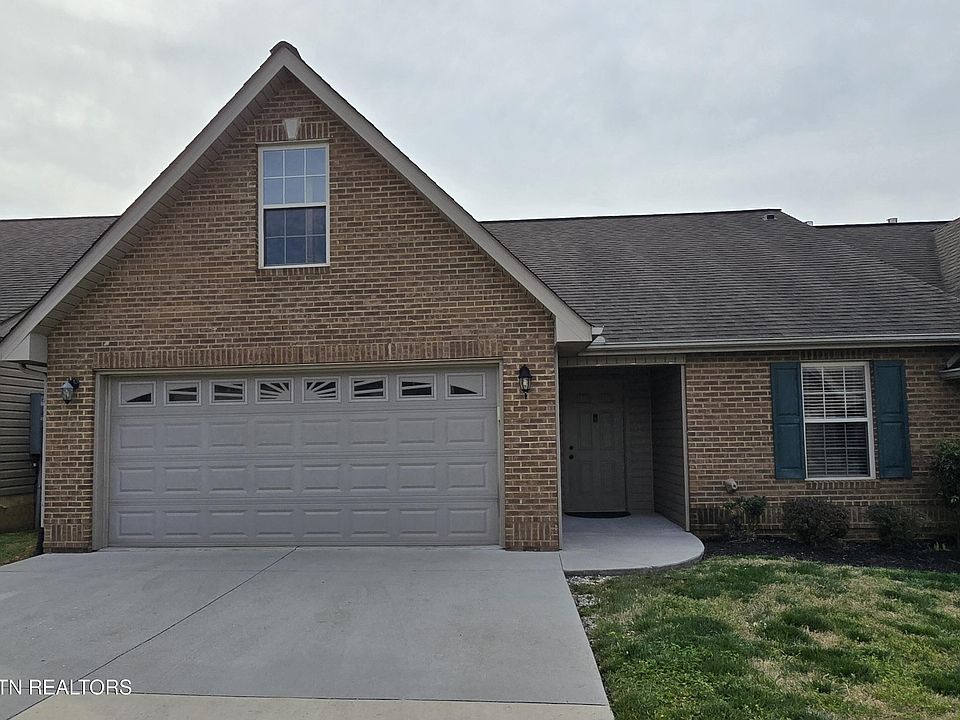 1st image of 5914 Pebble Run Way