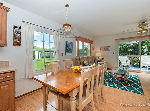 5th image of 2S011 Ascot Ln