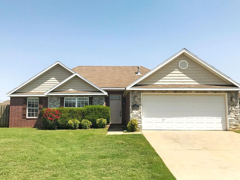 1st image of 411 E Sweetwater Dr