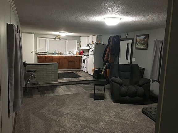 4th image of 1651 Elm Ave