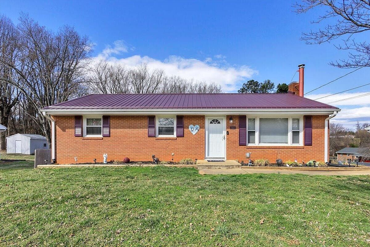 908 St, Bedford, VA 24523 Zillow