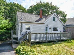 49 Williams Lake Rd, Halifax, NS B3P1S9