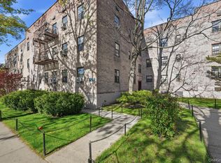 7837 Main Street #2D, Flushing, NY 11367