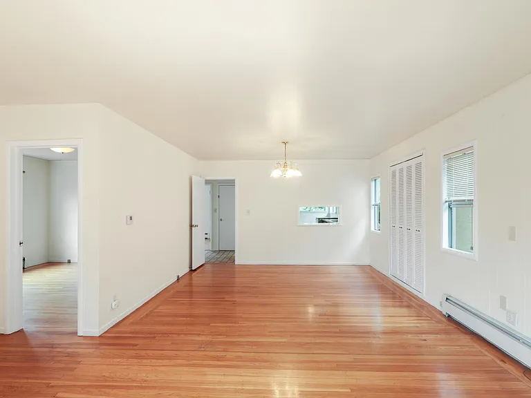 5554 Taft Ave — Photo 7