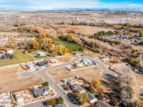1037 Valley View Dr, Bloomfield, NM 87413