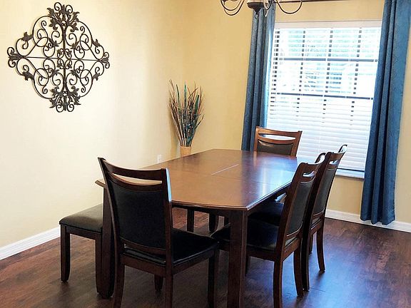 5th image of 2603 Lowell Cir