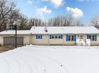 11121 Darling Rd, Milan, MI 48160