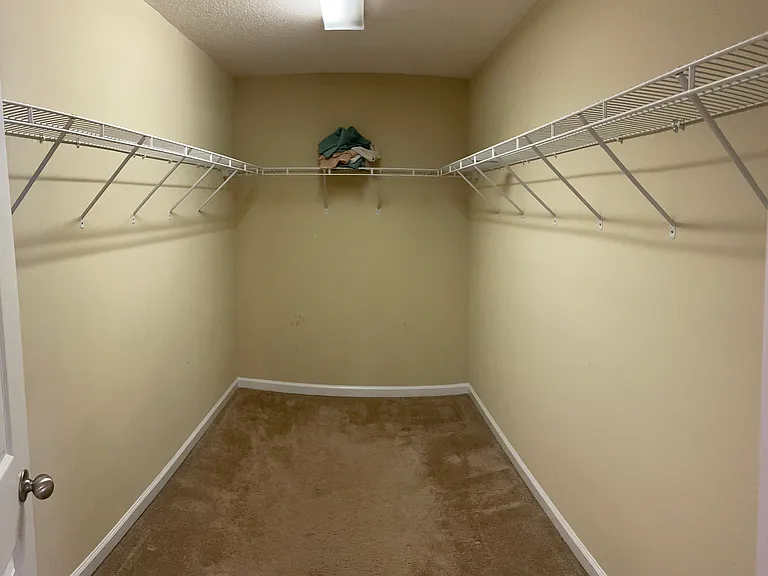 117 Camberly Ct — Photo 8
