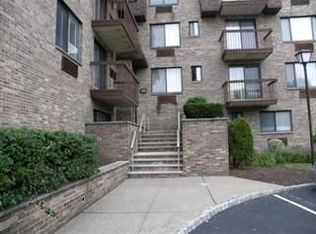 190 Morris Ave APT 1A, Springfield, NJ 07081