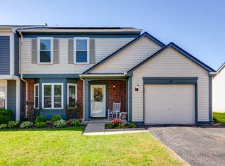 128 Wilton Ln, Mundelein, IL 60060