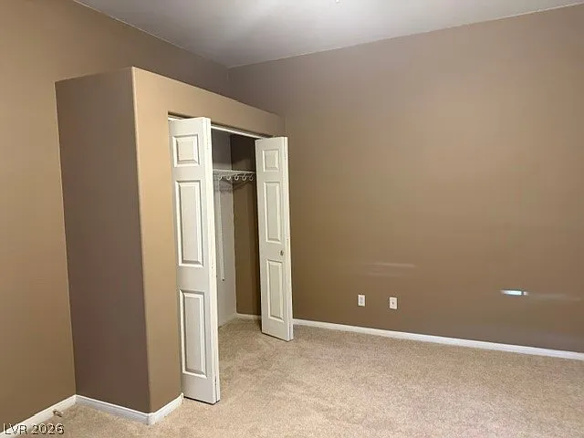 8640 Castle Hill Ave — Photo 15