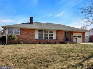 374 Greendale Rd, York, PA 17403