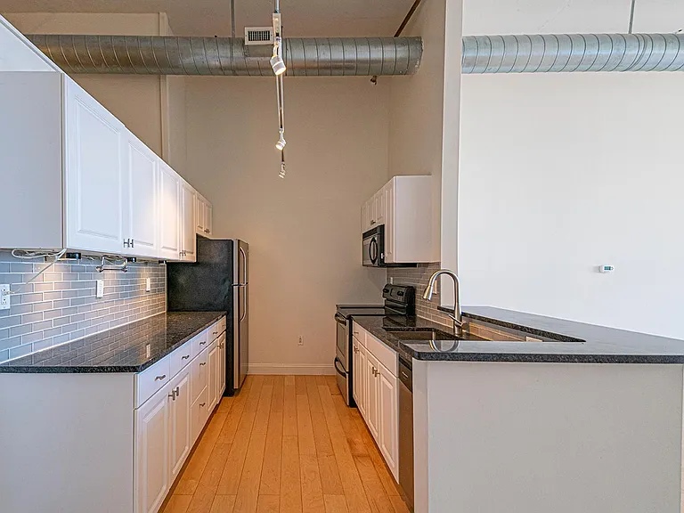 Liberties Lofts — Photo 14