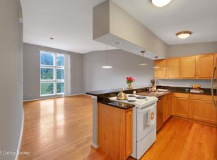 2745 Grinstead Dr APT 207, Louisville, KY