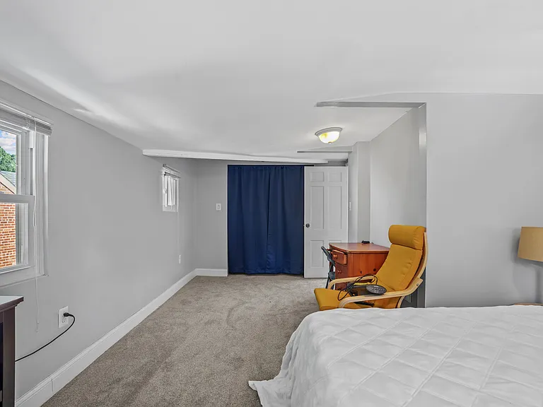 310 Maryland Ave — Photo 27