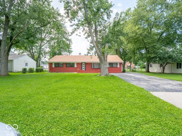 1234 Cherryfield Ln, Greenwood, IN 46142