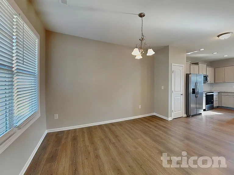 176 Olde Place Dr — Photo 4