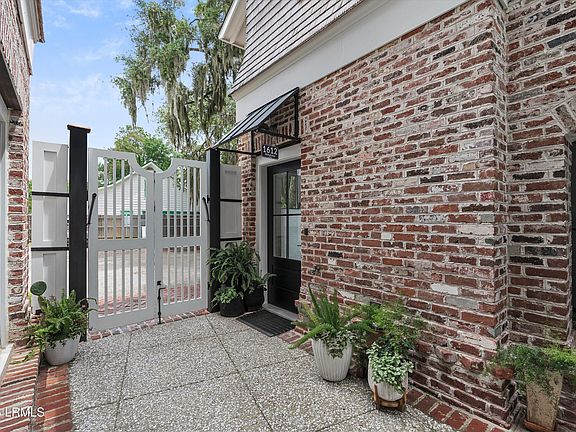 4th image of 1612 W Paris Avenue