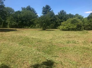 2160 Woodchuck Dr, Fairfield, CT 06824