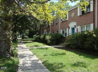 241 Seaton Rd APT 4, Stamford, CT 06902