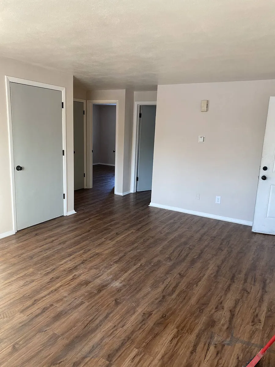 Building Photo - 410 S Sterling Ave #7