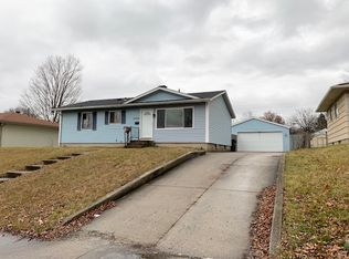 5402 Northcrest Dr, Fort Wayne, IN 46825