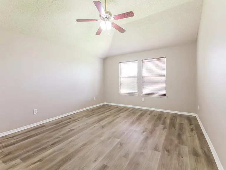 1108 Cumberland Dr — Photo 10