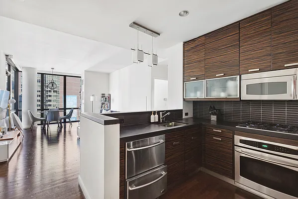 Rented by Corcoran | media 2