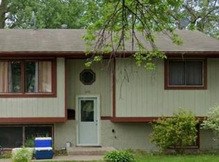 1563 Darlene St, Saint Paul, MN 55119