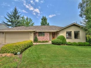 2449 Heritage Way, Medford, OR