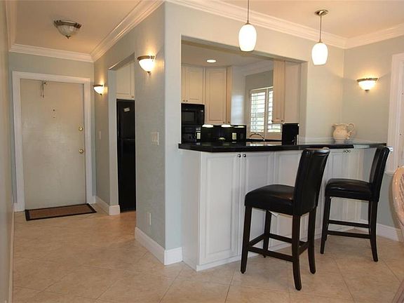 5th image of 55 Woodland Dr